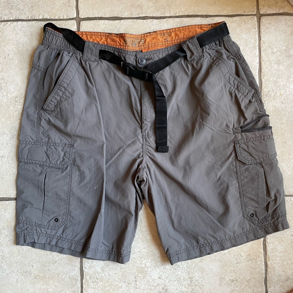 Field & Stream Gray Cargo Shorts Relaxed Fit